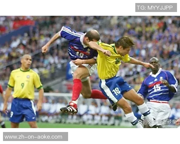 猜猜这位五字足球球星的童年照是谁 通过这些线索揭开他辉煌成就的秘密